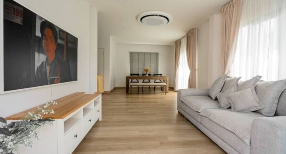 Casa en venta de 3 habitaciones en Bang Phli, Samut Prakan