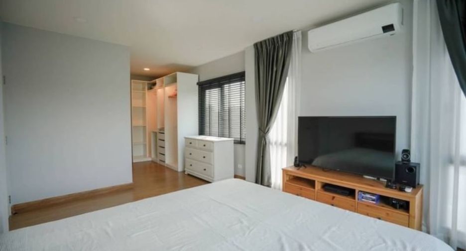 Casa en venta de 3 habitaciones en Bang Phli, Samut Prakan