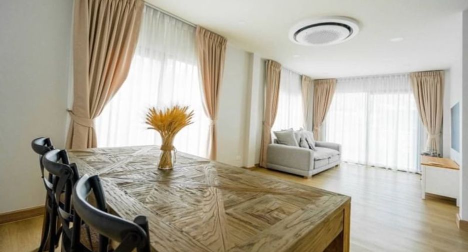 Casa en venta de 3 habitaciones en Bang Phli, Samut Prakan