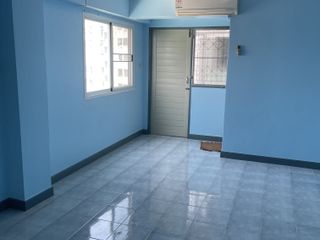 For sale studio condo in Bangkok Noi, Bangkok