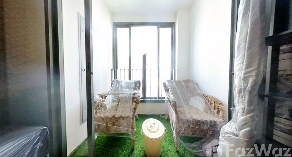 À vendre 2 chambres condo à Huai Khwang, Bangkok