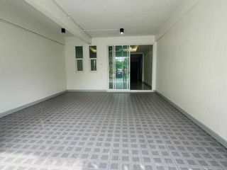 For sale 4 bedrooms house in Hat Yai, Songkhla