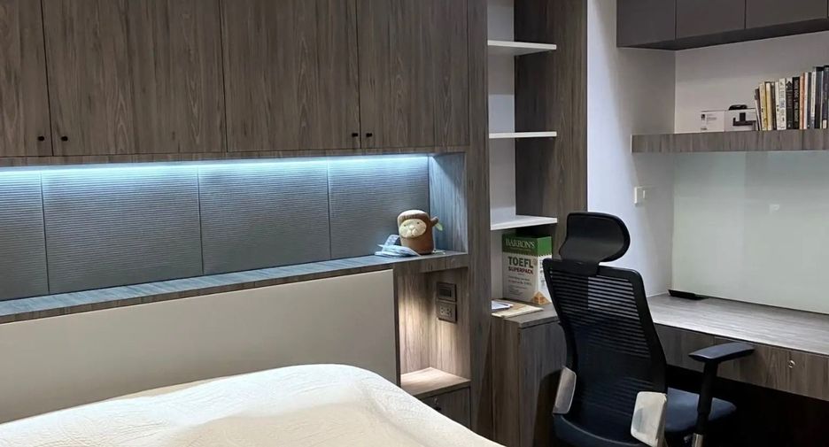 For sale and for rent 3 bedrooms condo in Watthana, Bangkok