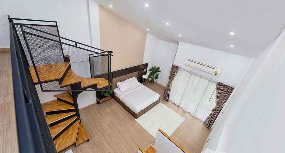 For rent 3 bedrooms townhouse in Pak Kret, Nonthaburi