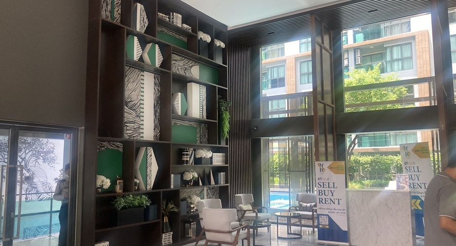 For sale 2 bedrooms condo in Khlong Toei, Bangkok