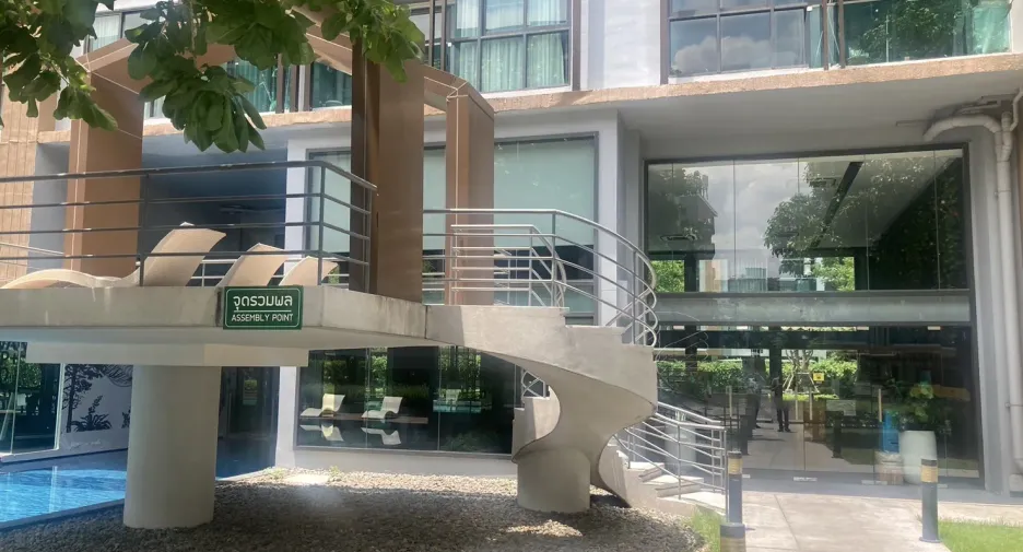 ขาย 2 ห้องนอน คอนโด ใน คลองเตย, กรุงเทพฯ