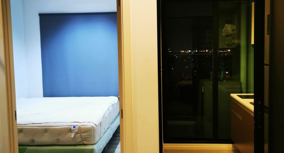 For sale 1 bed condo in Mueang Samut Prakan, Samut Prakan