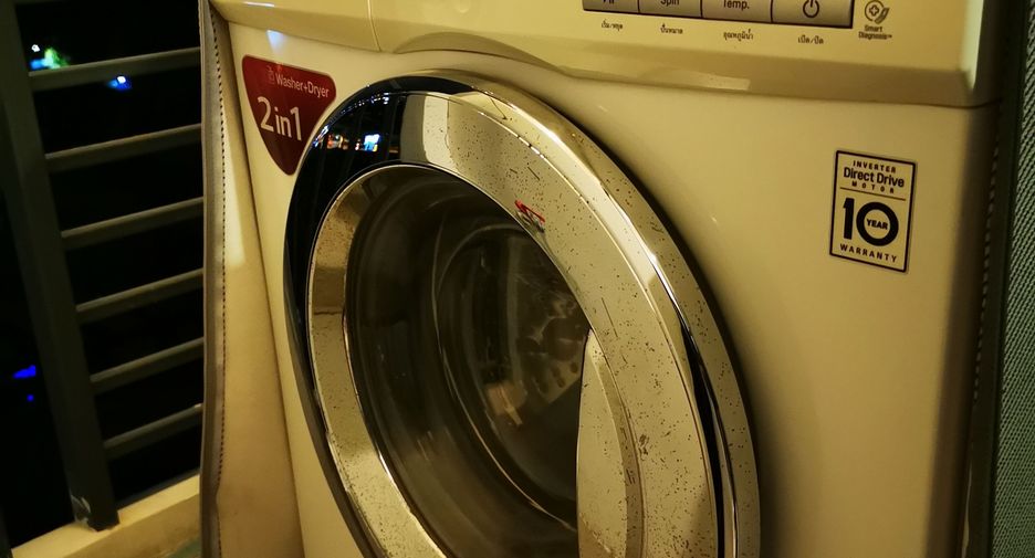 For sale 1 bed condo in Mueang Samut Prakan, Samut Prakan