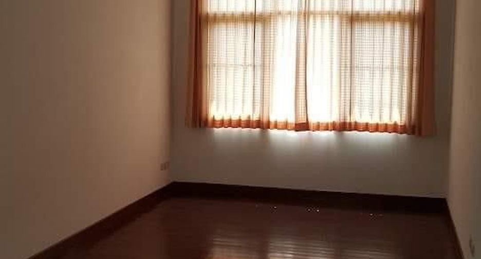 For sale 3 bedrooms house in Phrao, Chiang Mai