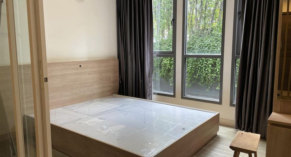 For sale 1 bed condo in Phra Khanong, Bangkok