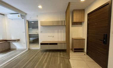 For sale 1 bed condo in Phra Khanong, Bangkok