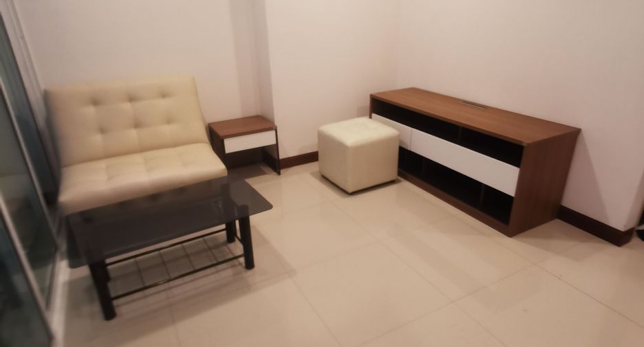 For rent studio condo in Mueang Nonthaburi, Nonthaburi