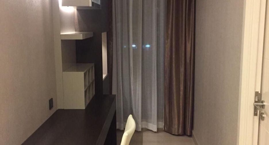 For sale 2 bedrooms condo in Phaya Thai, Bangkok
