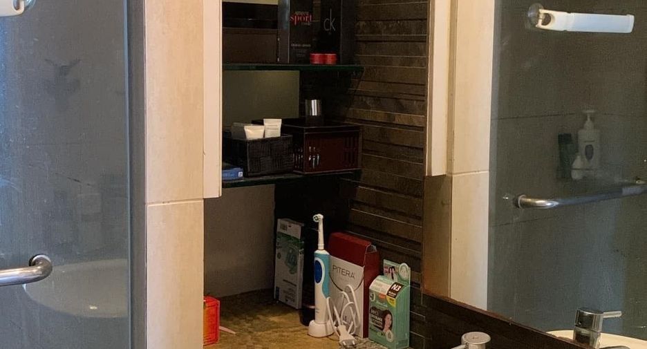 For sale and for rent 1 bed condo in Watthana, Bangkok