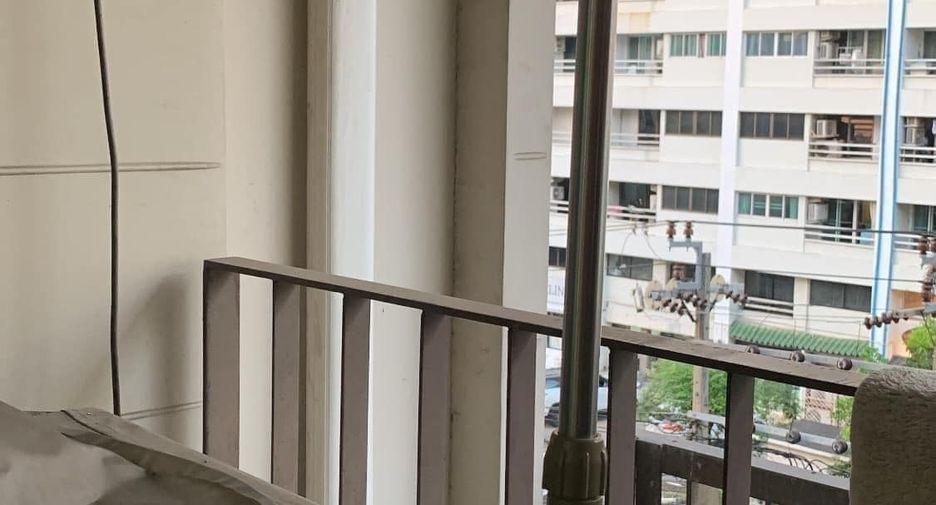 For sale and for rent 1 bed condo in Watthana, Bangkok