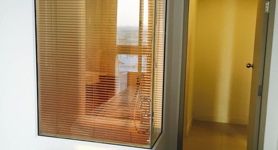 À vendre 1 chambre condo à Bang Na, Bangkok