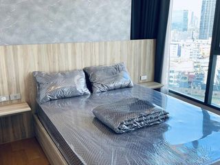 出售 2 卧室 公寓 在 Khlong Toei, 曼谷