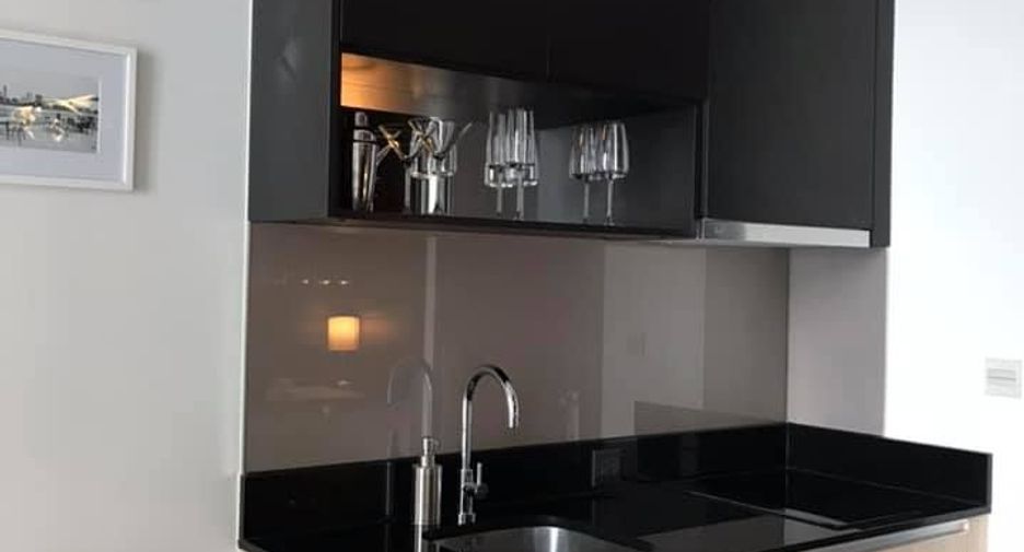 Condo en venta de 1 habitaciones en Khlong Toei, Bangkok