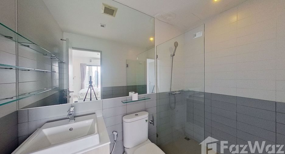 À vendre 2 chambres condo à Huai Khwang, Bangkok