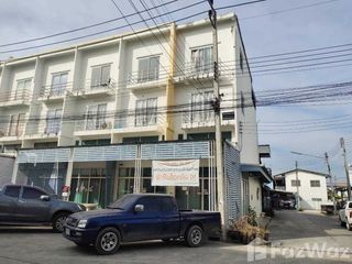 Reihenhaus zur Miete mit 9 Zimmer in Thanyaburi, Pathum Thani