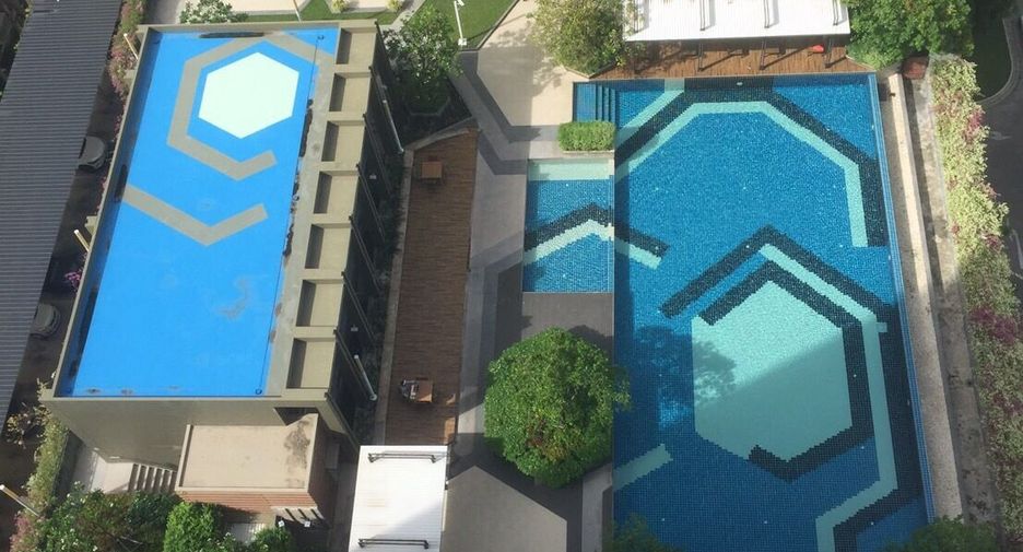 For sale 1 bed condo in Huai Khwang, Bangkok