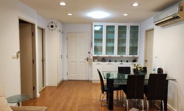Condo en venta de 2 habitaciones en Huai Khwang, Bangkok