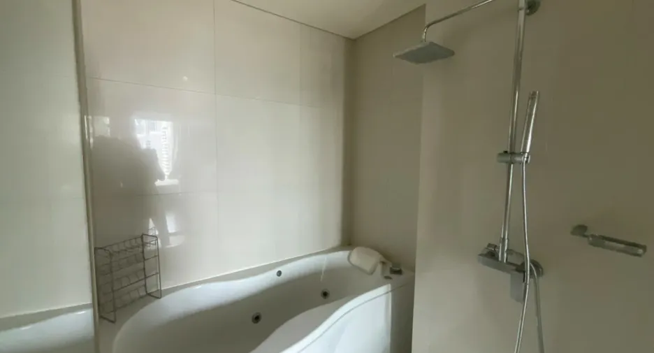 For sale 1 Beds condo in Watthana, Bangkok