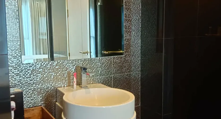 Продажа и аренда 1 кровать кондо в Кхлонг Тоеи, Бангкок