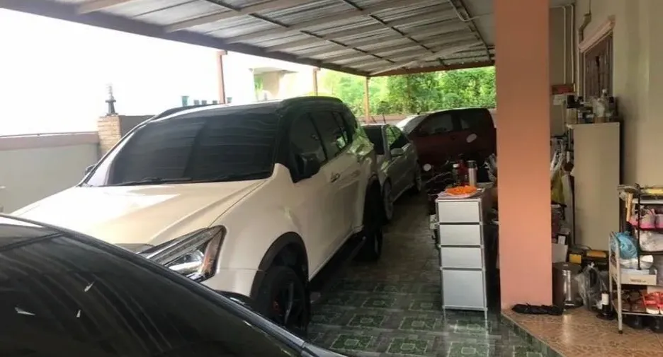For sale 4 bedrooms house in Mueang Nonthaburi, Nonthaburi