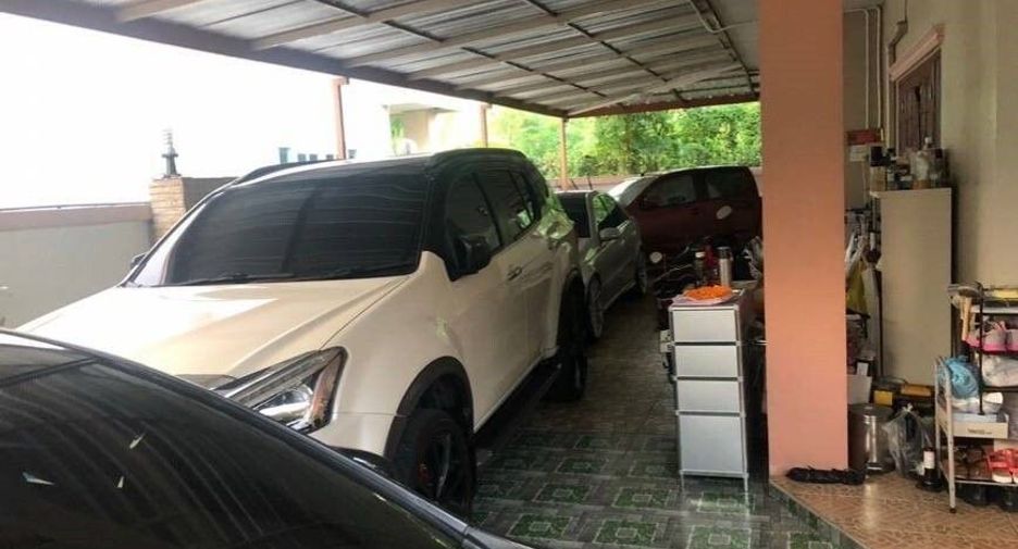 À vendre 4 chambres maison à Mueang Nonthaburi, Nonthaburi