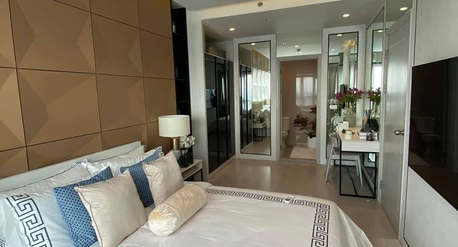 For sale 2 bedrooms condo in Bang Sue, Bangkok