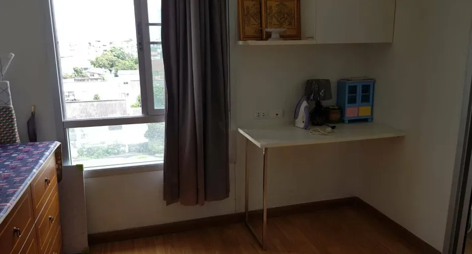 For sale 1 bed condo in Yan Nawa, Bangkok