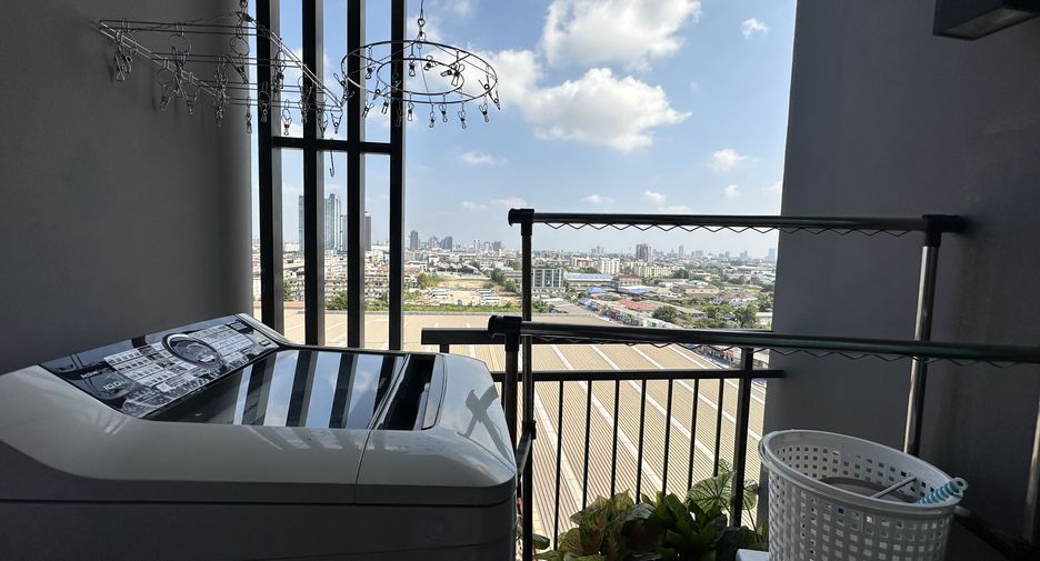For sale studio condo in Phra Pradaeng, Samut Prakan