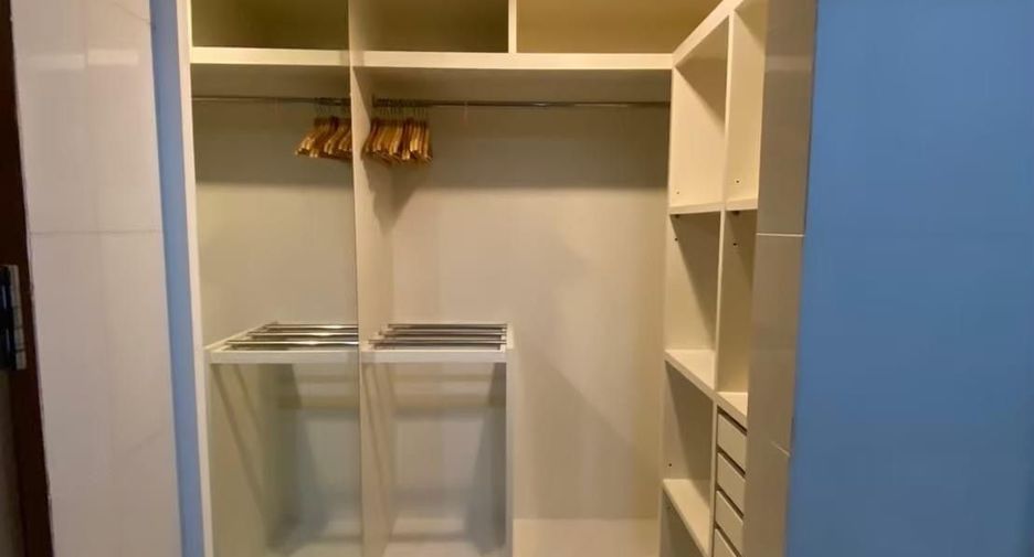 Condo en venta y en alquiler de 1 habitaciones en Watthana, Bangkok