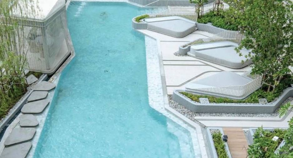 For sale 1 bed condo in Mueang Samut Prakan, Samut Prakan