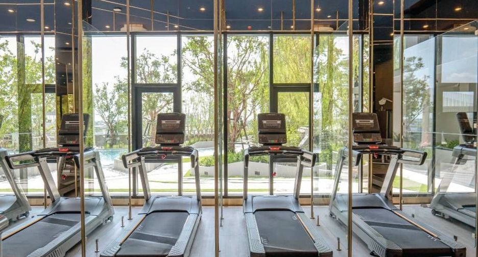 For sale 1 bed condo in Mueang Samut Prakan, Samut Prakan