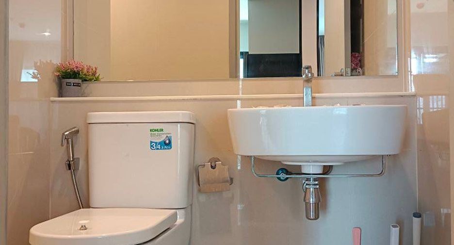 For sale 1 bed condo in Mueang Samut Prakan, Samut Prakan