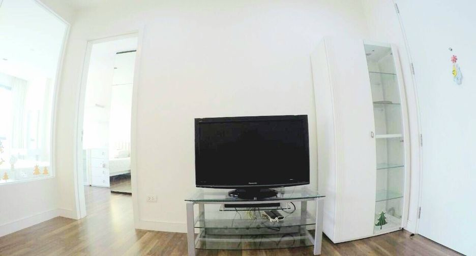 For sale 1 bed condo in Phra Khanong, Bangkok
