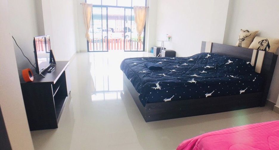 For sale studio condo in Mueang Pathum Thani, Pathum Thani