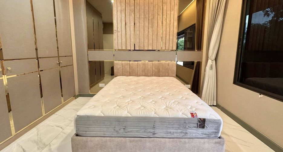 Haus zum Kauf mit 4 Zimmer in Bang Kruai, Nonthaburi