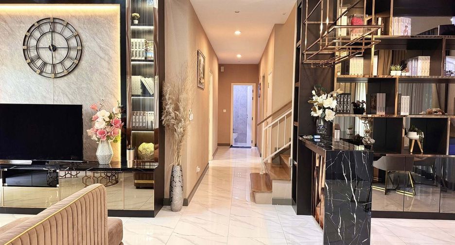 For sale 4 bedrooms house in Bang Kruai, Nonthaburi