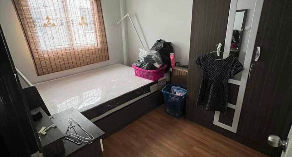 For sale 3 bedrooms townhouse in Mueang Chon Buri, Chonburi