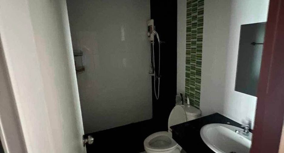 For sale 3 bedrooms townhouse in Mueang Chon Buri, Chonburi