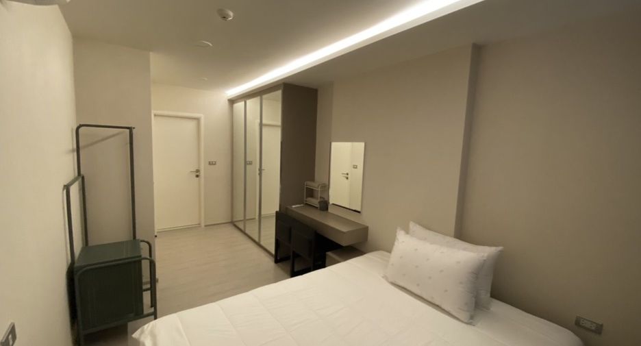 For sale 2 bedrooms condo in Khlong Toei, Bangkok
