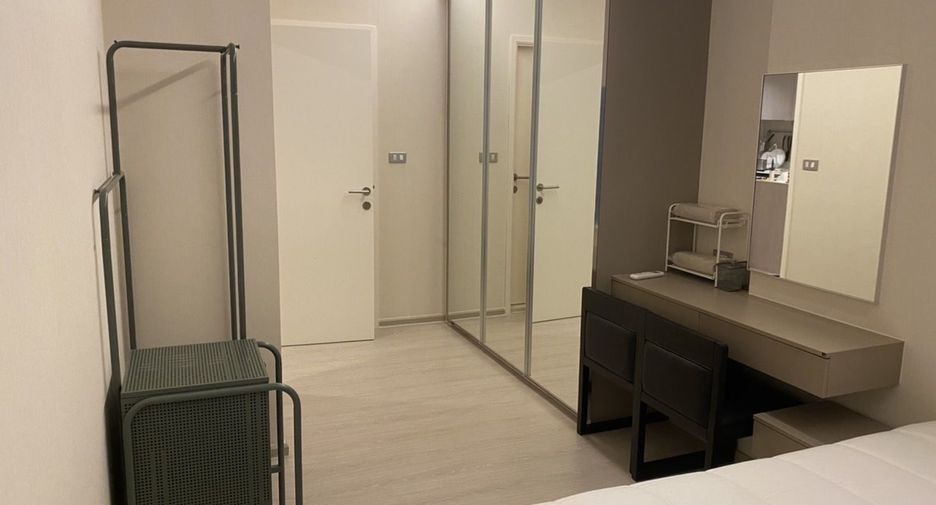 For sale 2 bedrooms condo in Khlong Toei, Bangkok