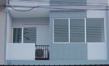 出售 3 卧室 联排别墅 在 Lam Luk Ka, Pathum Thani