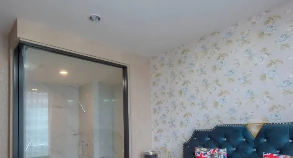 For sale 1 bed condo in Bang Na, Bangkok