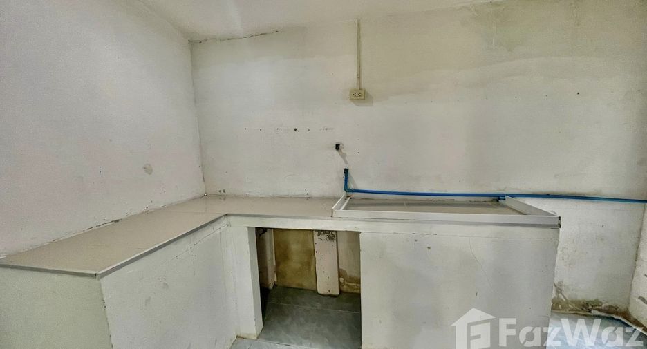 For sale 3 bedrooms townhouse in Lam Luk Ka, Pathum Thani