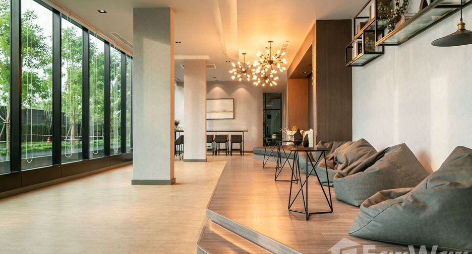 For sale 1 bed condo in Mueang Samut Prakan, Samut Prakan