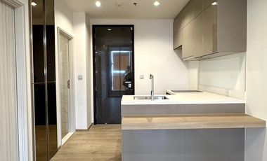 Wohnung zum Kauf mit 1 Zimmer in Phra Khanong, Bangkok